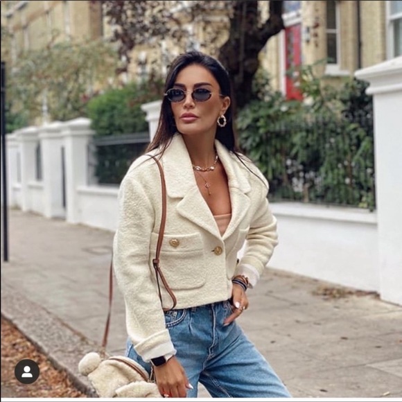 Zara Cream Wool Blend Texture Weave Gold Metallic Button Detail Crop Blazer - Picture 12 of 16